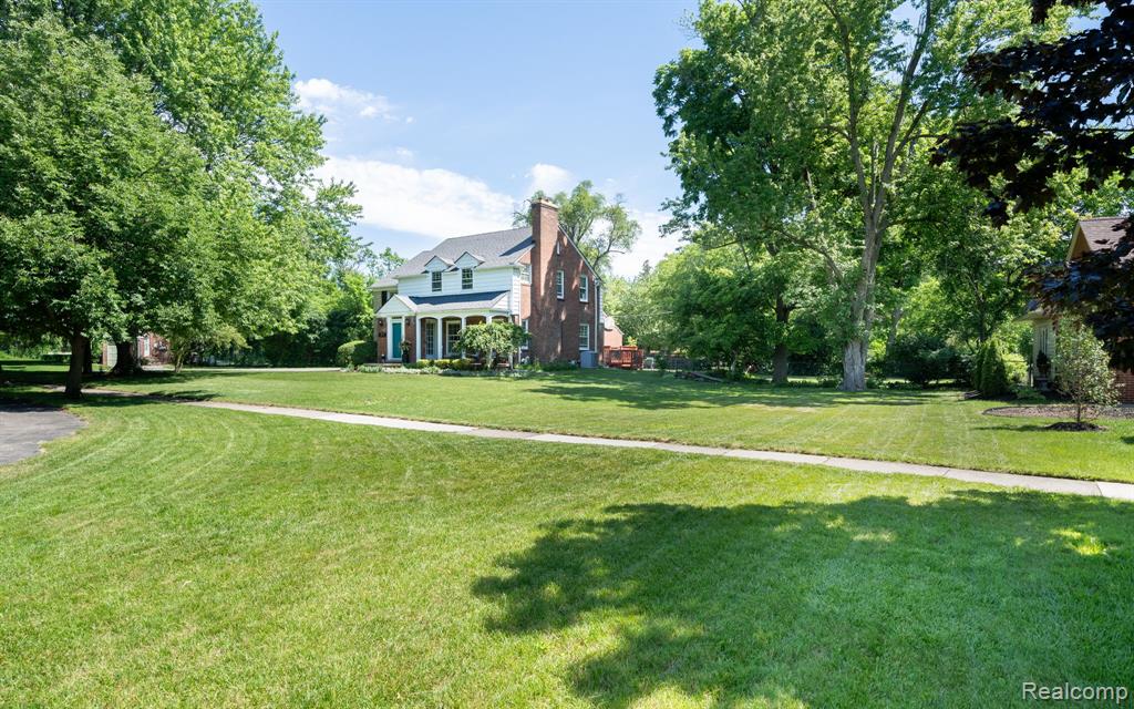 28090 Sunset Boulevard Property Photo 43