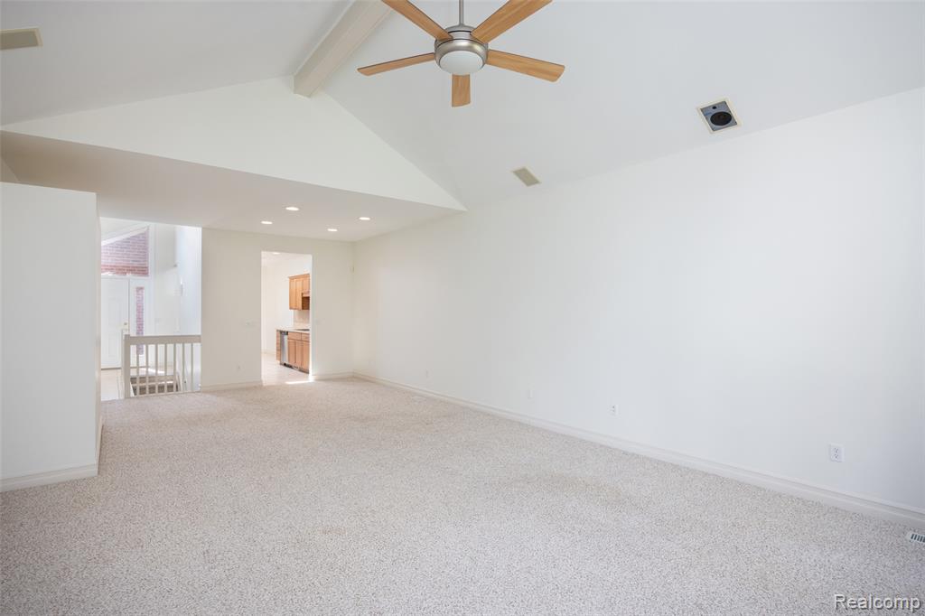 49290 Wayburn Drive Property Photo 13