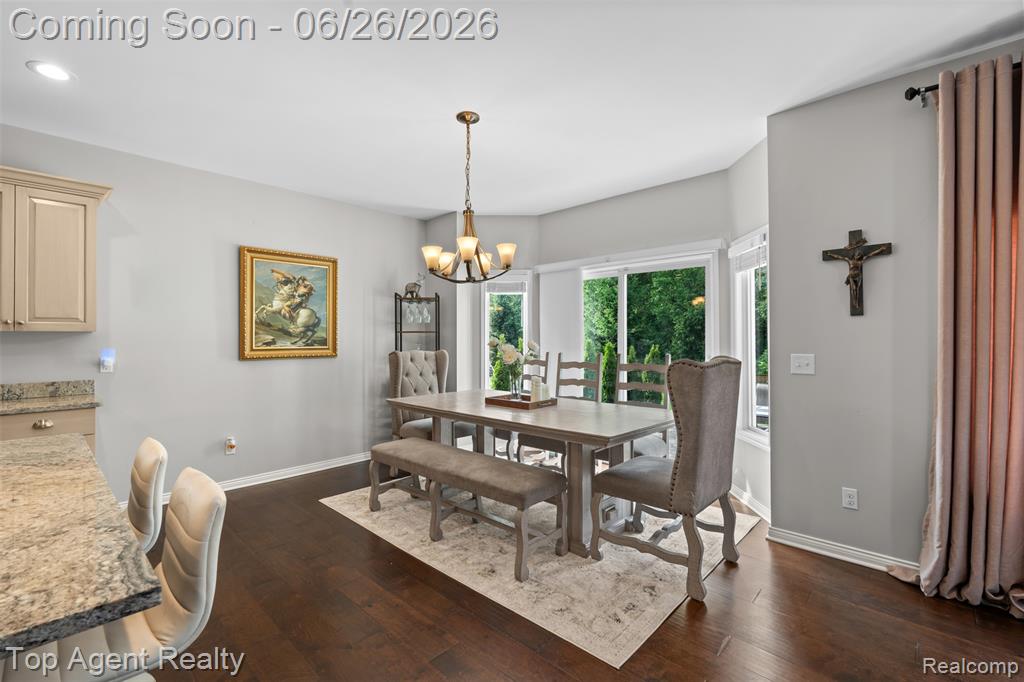 13826 Grandeur Avenue Property Photo 10