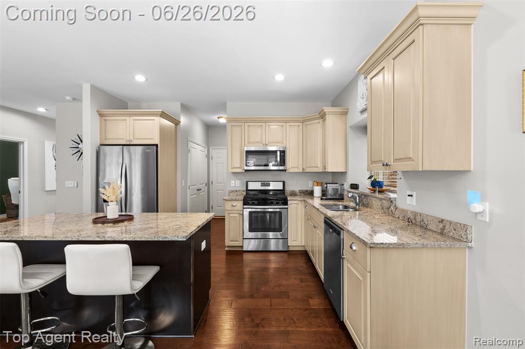 13826 Grandeur Avenue Property Photo 14
