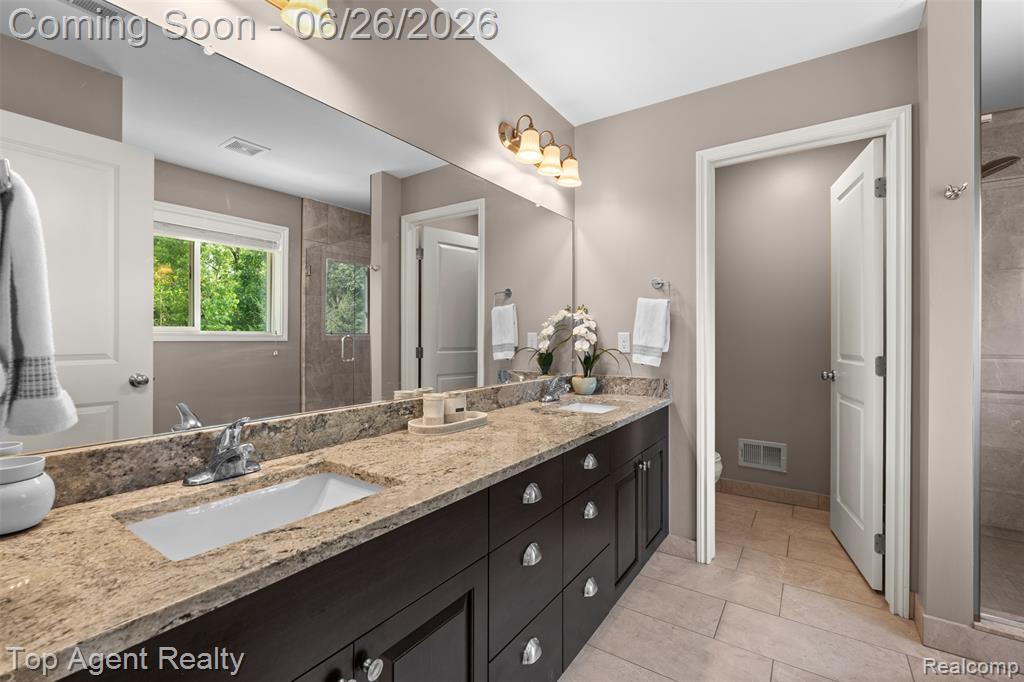 13826 Grandeur Avenue Property Photo 26