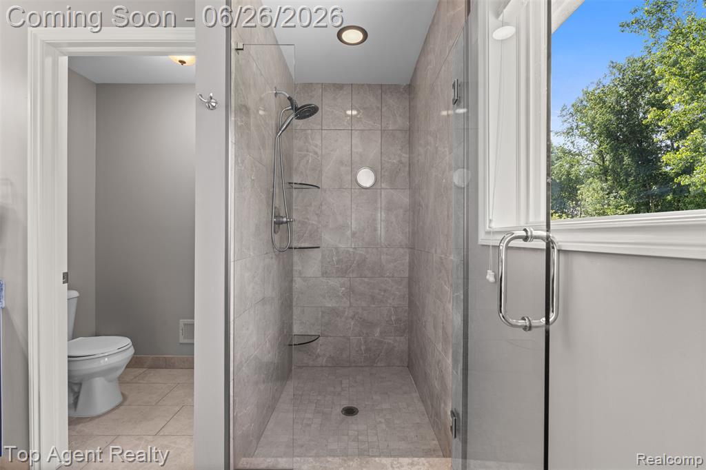 13826 Grandeur Avenue Property Photo 28