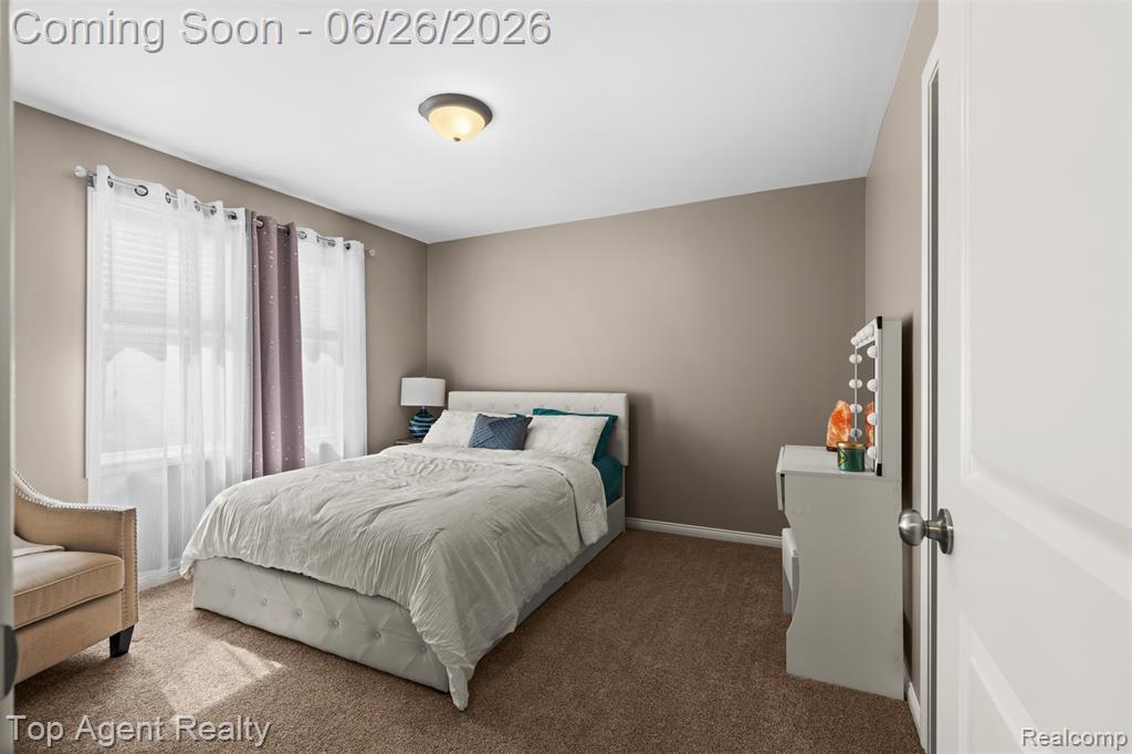 13826 Grandeur Avenue Property Photo 35