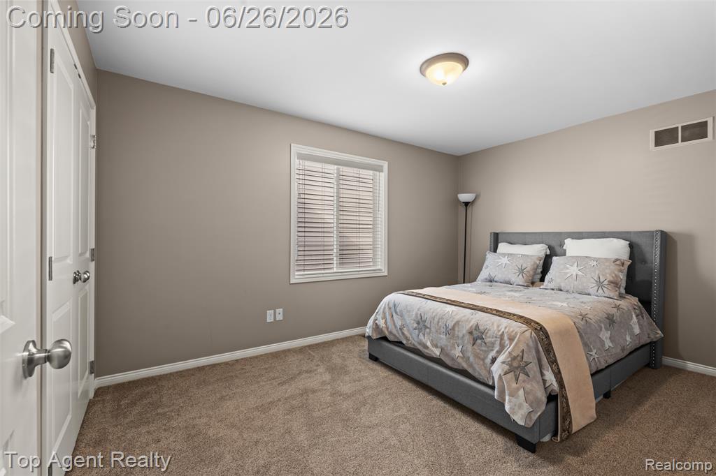 13826 Grandeur Avenue Property Photo 38