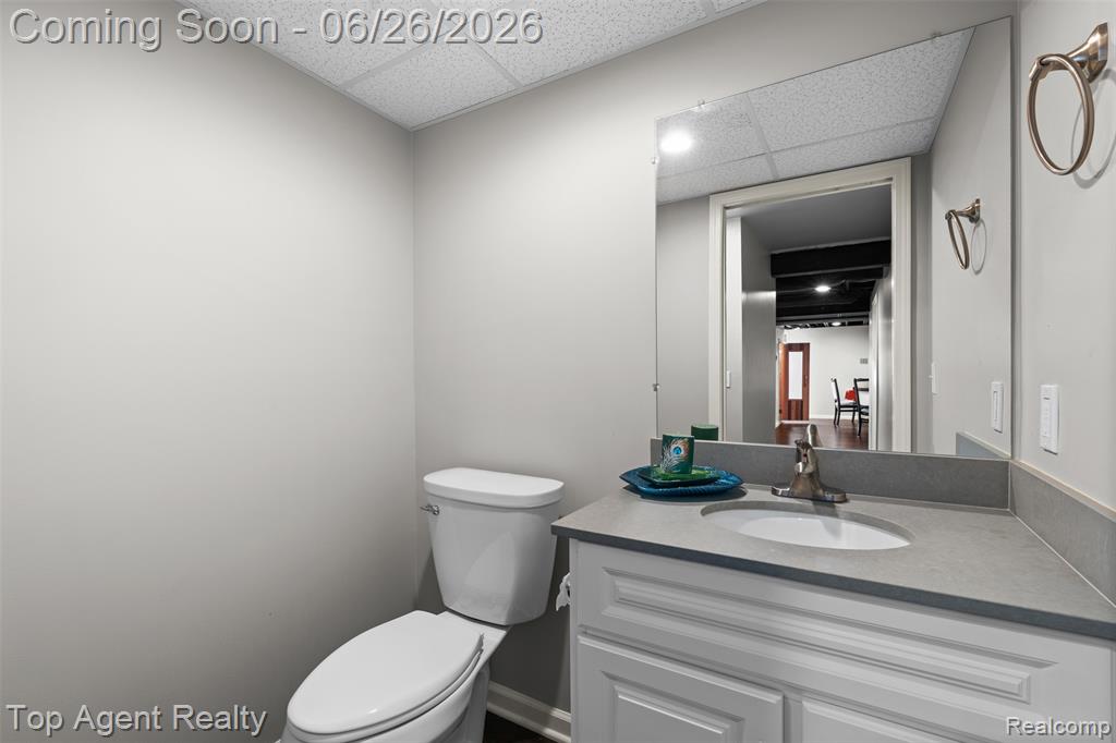 13826 Grandeur Avenue Property Photo 40