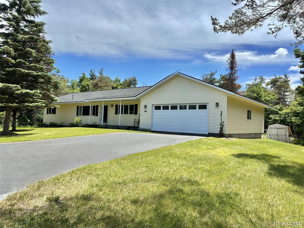 2168 Orchard Beach Road Property Photo 1