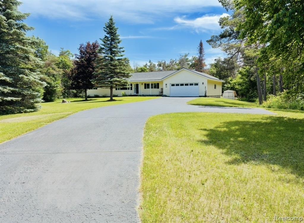 2168 Orchard Beach Road Property Photo 2