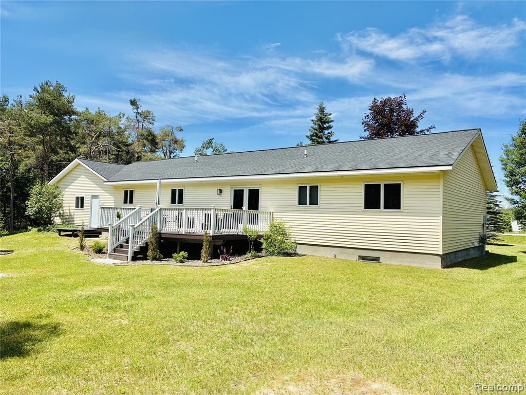 2168 Orchard Beach Road Property Photo 3
