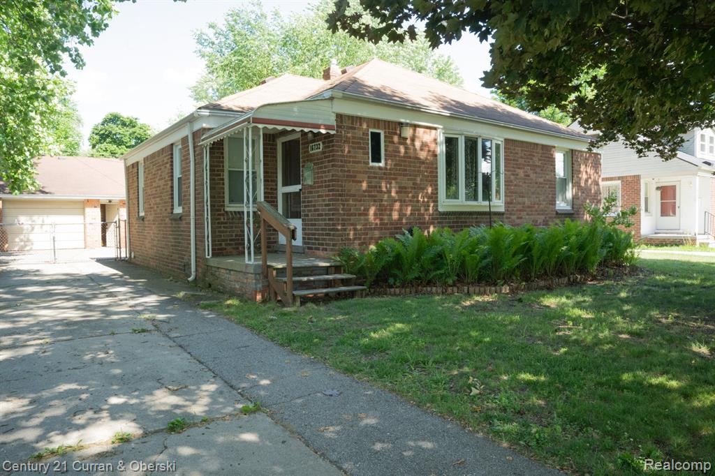 16732 Garfield Property Photo 1