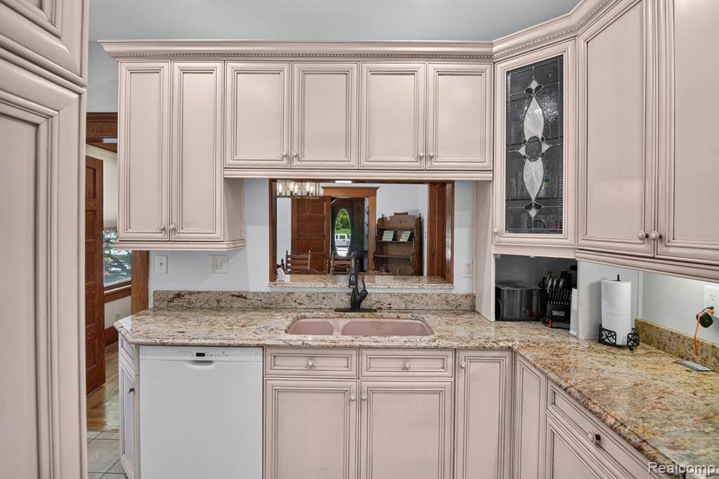 315 E Michigan Avenue Property Photo 18