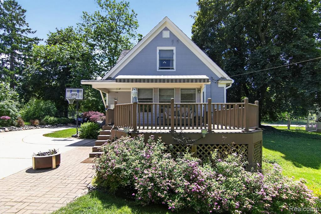 315 E Michigan Avenue Property Photo 49