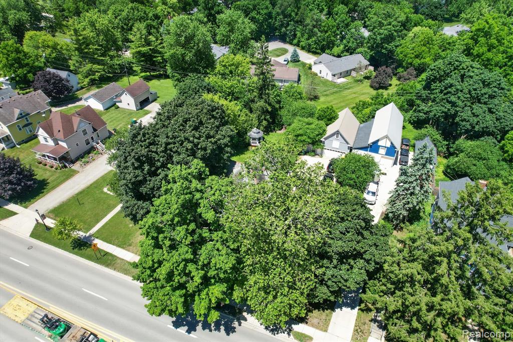 315 E Michigan Avenue Property Photo 63