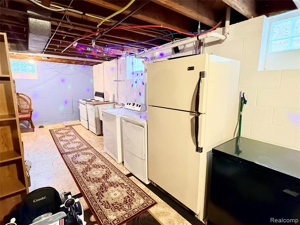 8152 Potomac Property Photo 32