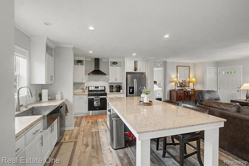 6435 Prince Blvd Property Photo 2