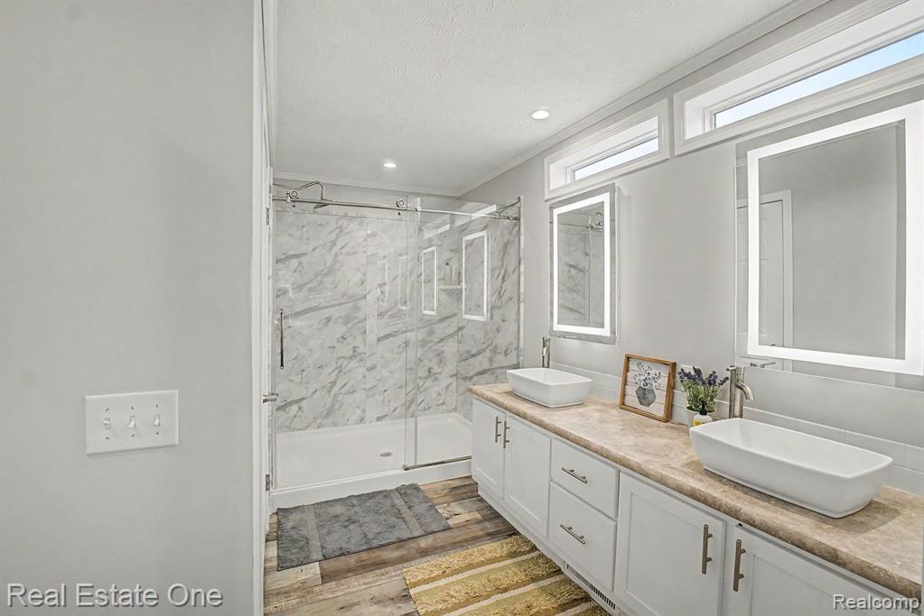6435 Prince Blvd Property Photo 8