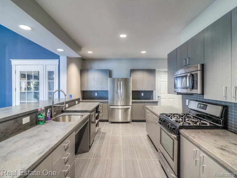 6435 Prince Blvd Property Photo 18
