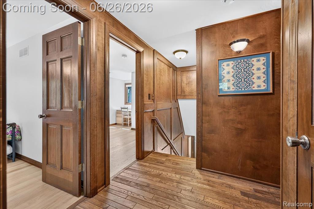 29498 E River Road Property Photo 28