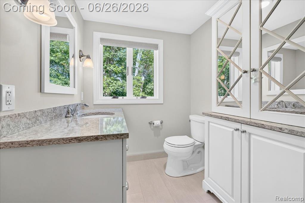 29498 E River Road Property Photo 42