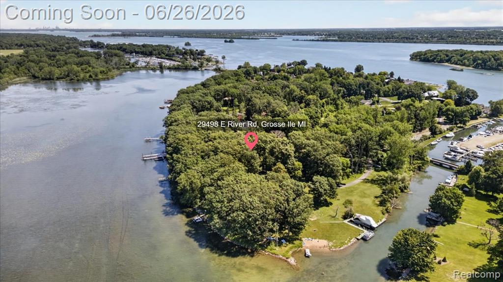 29498 E River Road Property Photo 57