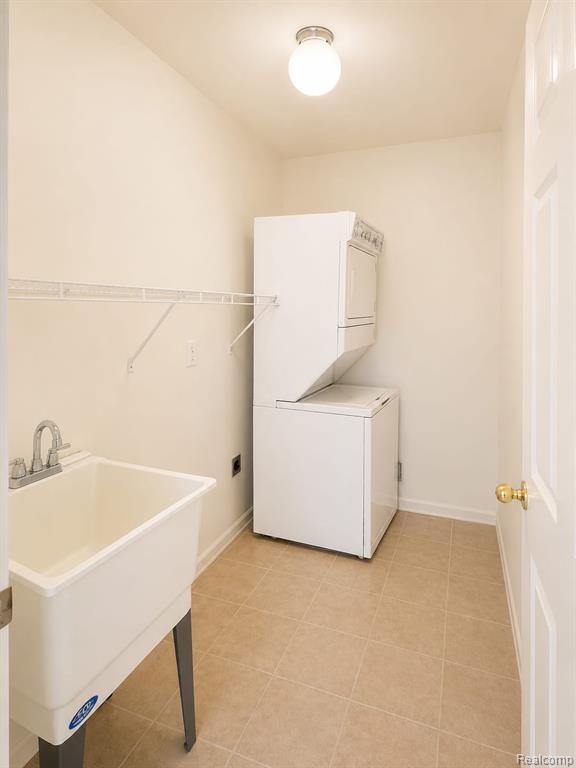 17014 Country Ridge Lane Property Photo 5