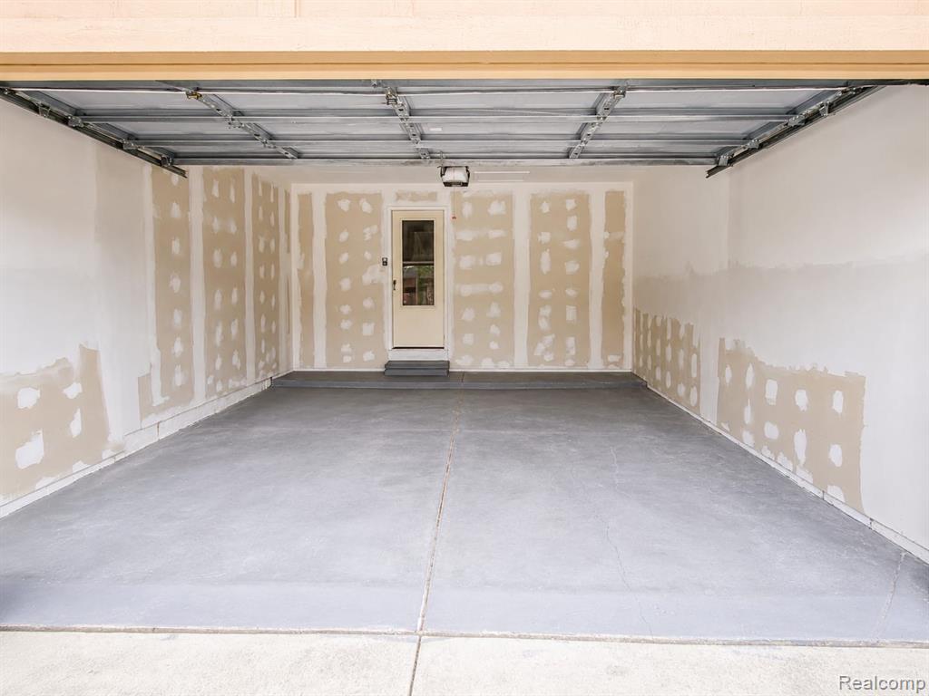 17014 Country Ridge Lane Property Photo 23