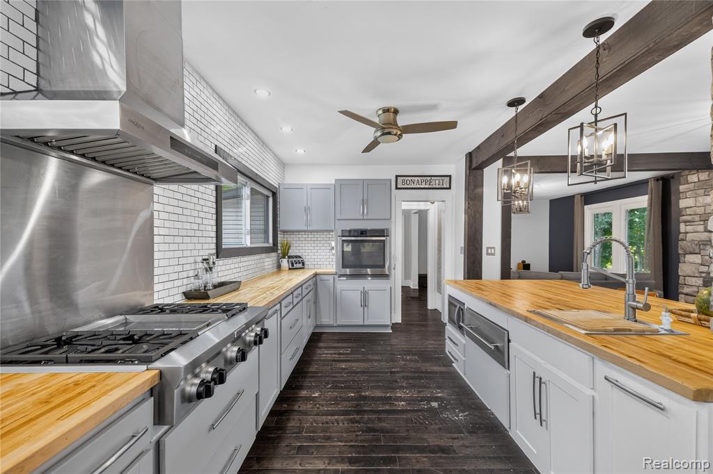 4860 Bluebush Road Property Photo 15