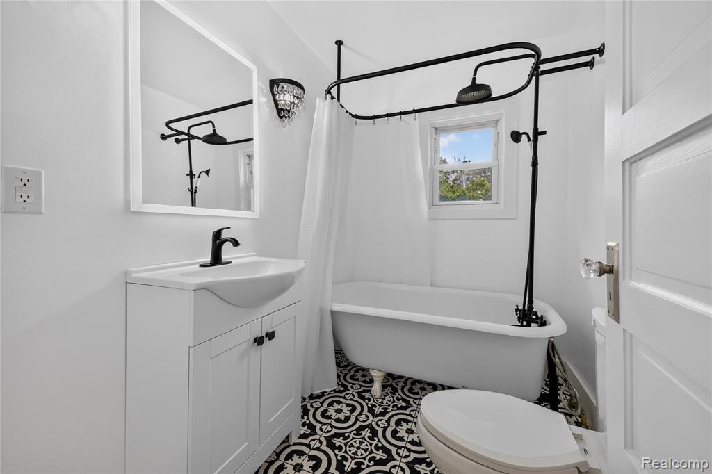 4860 Bluebush Road Property Photo 32