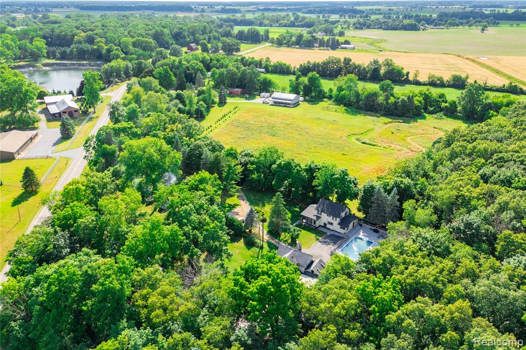 4860 Bluebush Road Property Photo 49
