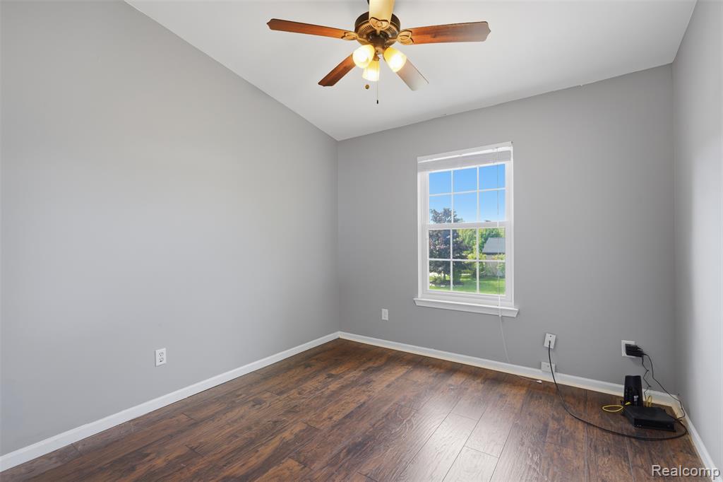 1099 Carriage Hill Drive Property Photo 25