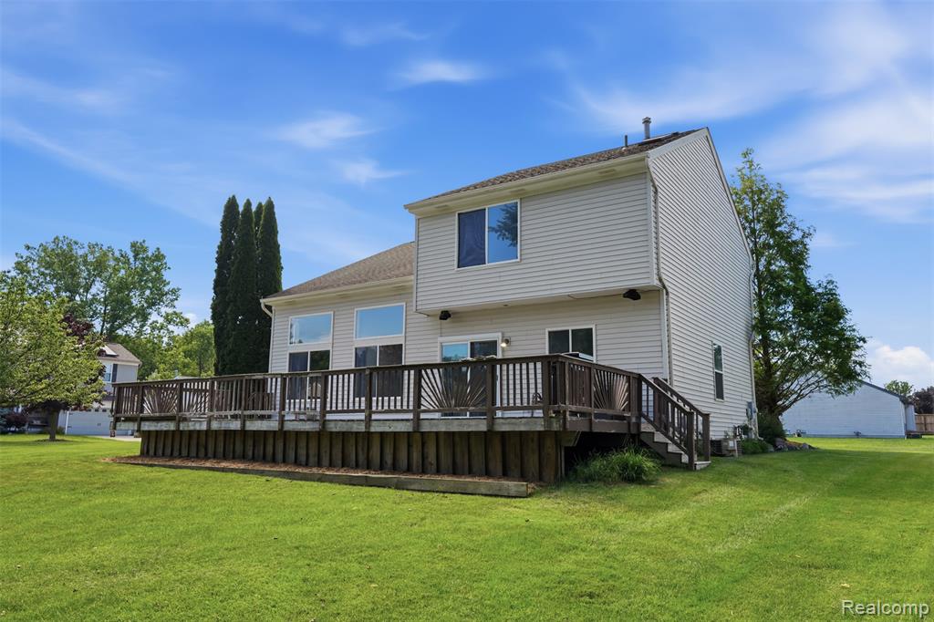 1099 Carriage Hill Drive Property Photo 33