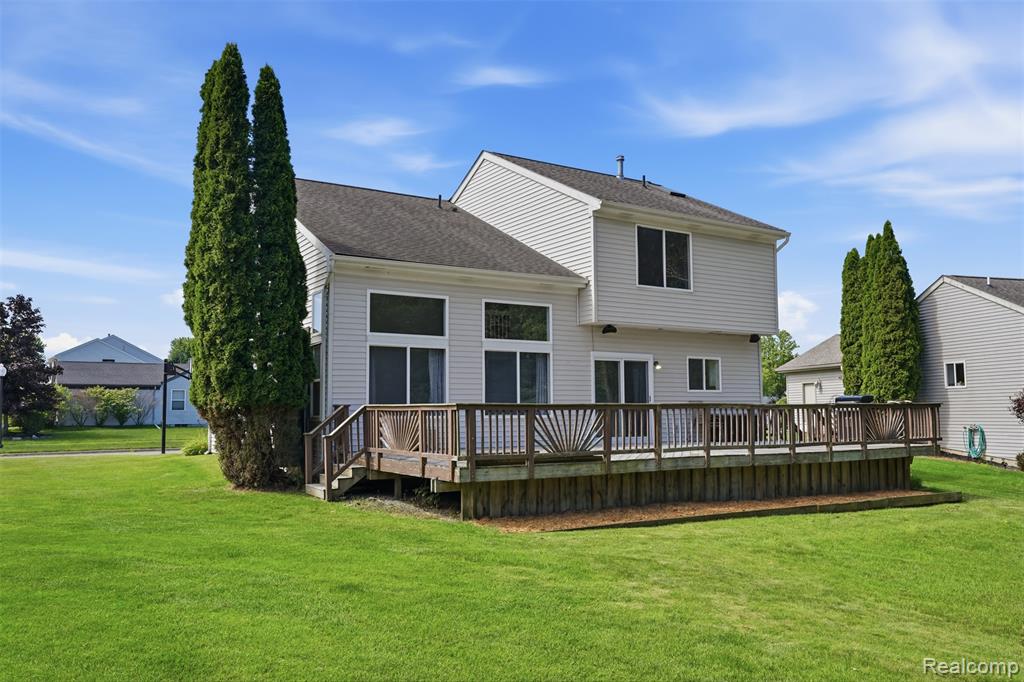 1099 Carriage Hill Drive Property Photo 34