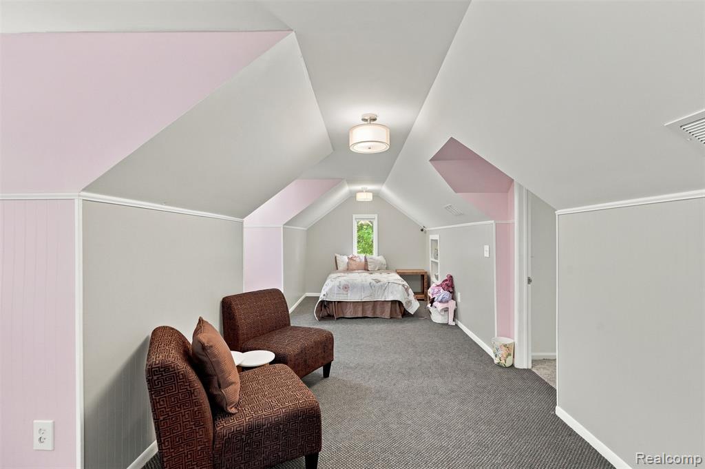 27310 Crestwood Drive Property Photo 47