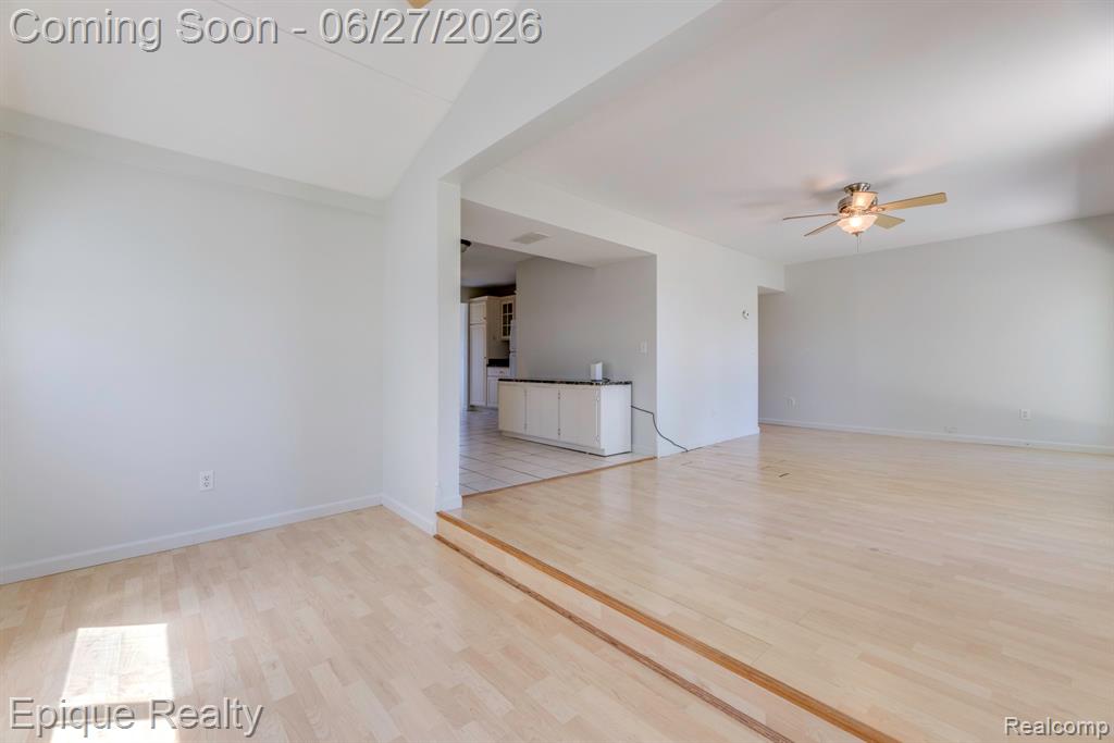 7520 Sunset Boulevard Property Photo 9