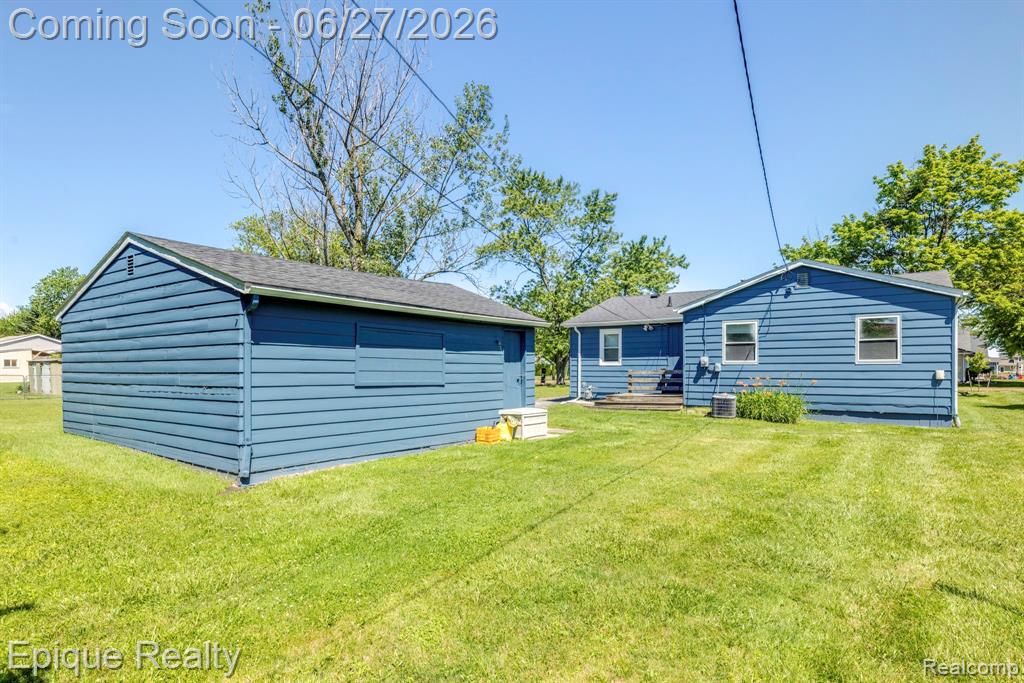 7520 Sunset Boulevard Property Photo 18