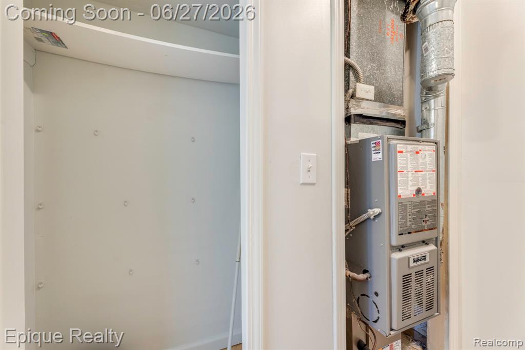 7520 Sunset Boulevard Property Photo 28