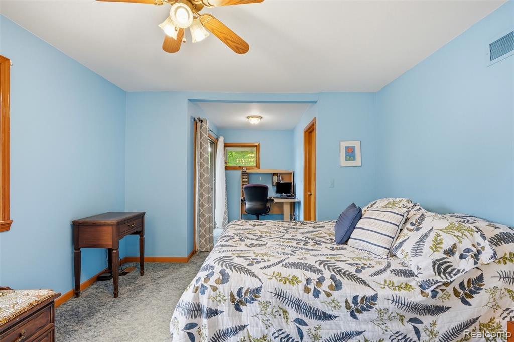 11034 Grand River Road Property Photo 29