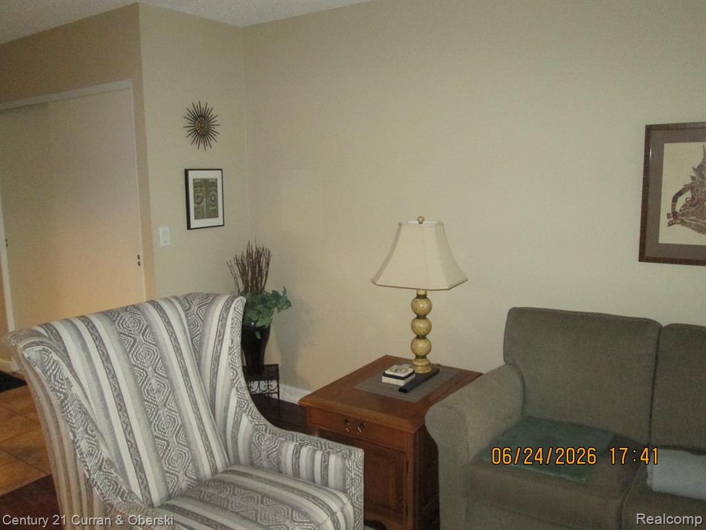 21800 Morley Avenue Property Photo 4
