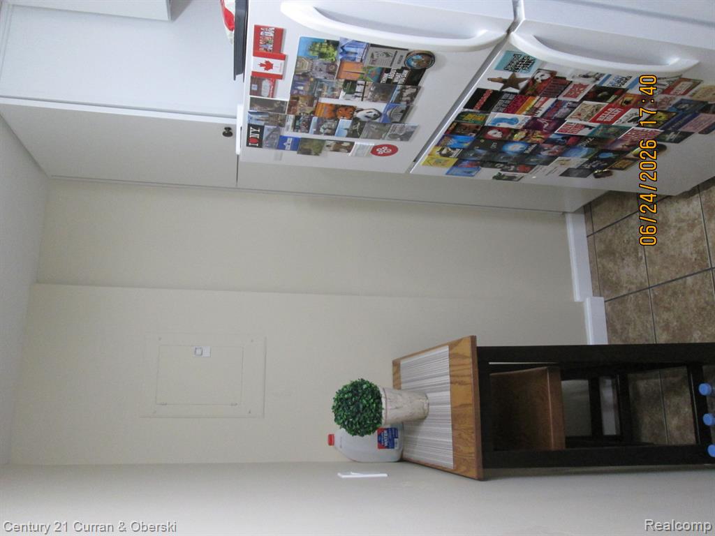 21800 Morley Avenue Property Photo 9