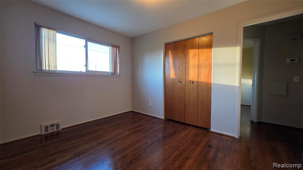 29120 Dover Avenue Property Photo 11