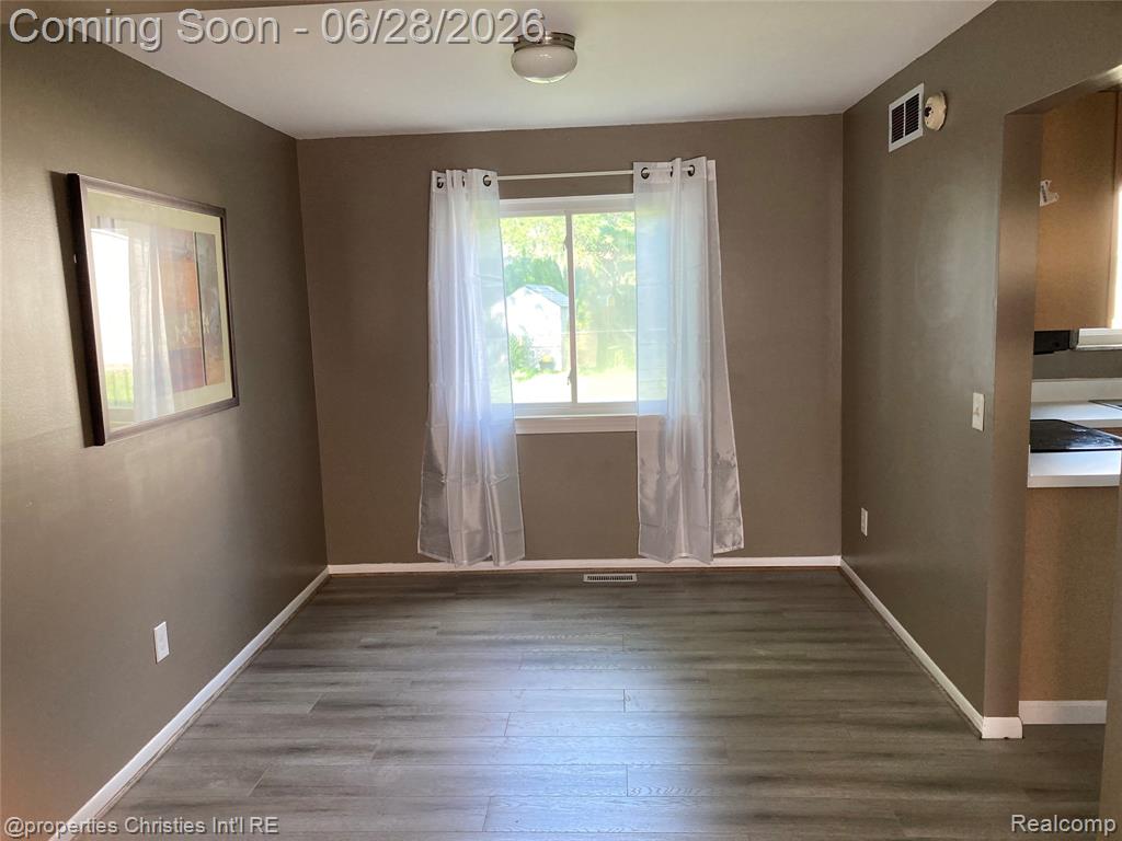 261 Charterhouse Drive Property Photo 6