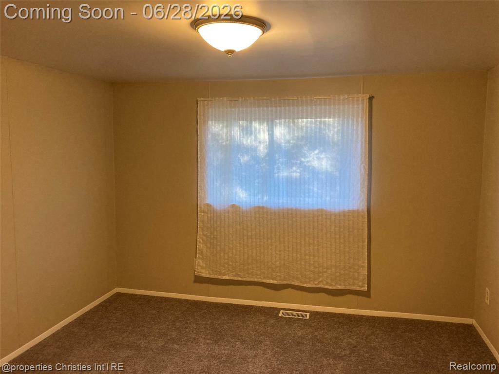 261 Charterhouse Drive Property Photo 13