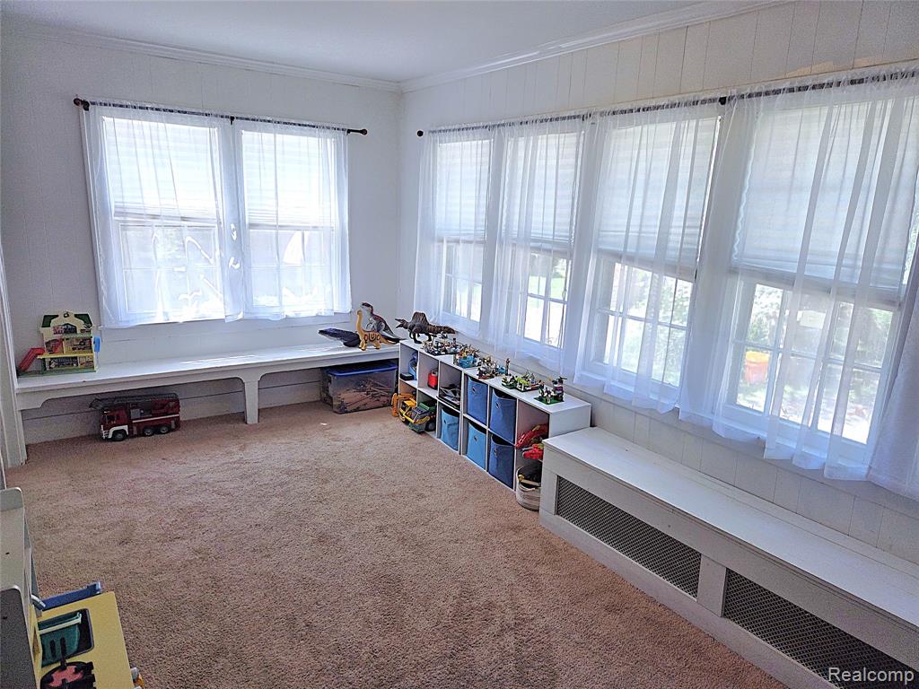 205 E Iroquois Road Property Photo 12