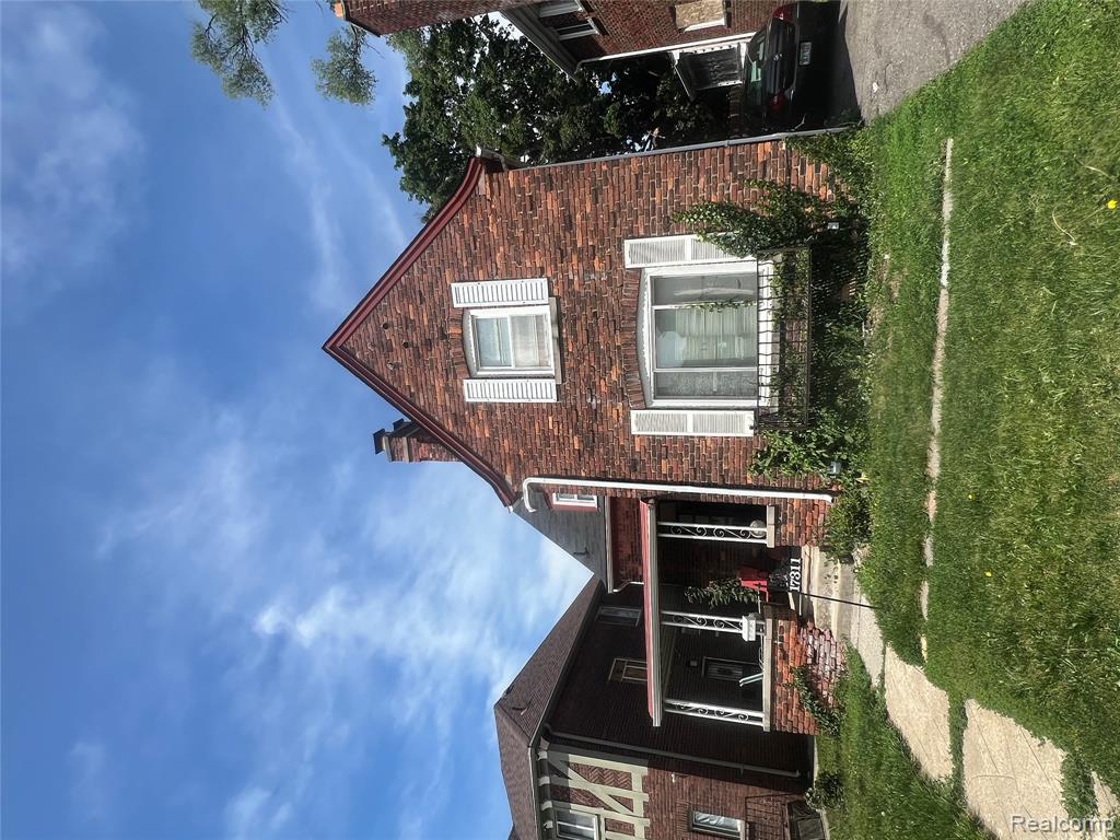 17311 Santa Rosa Drive Property Photo 1