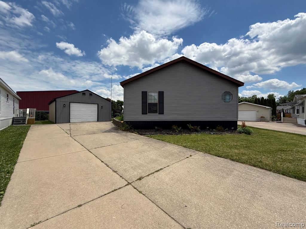 6255 Telegraph Road Property Photo 1
