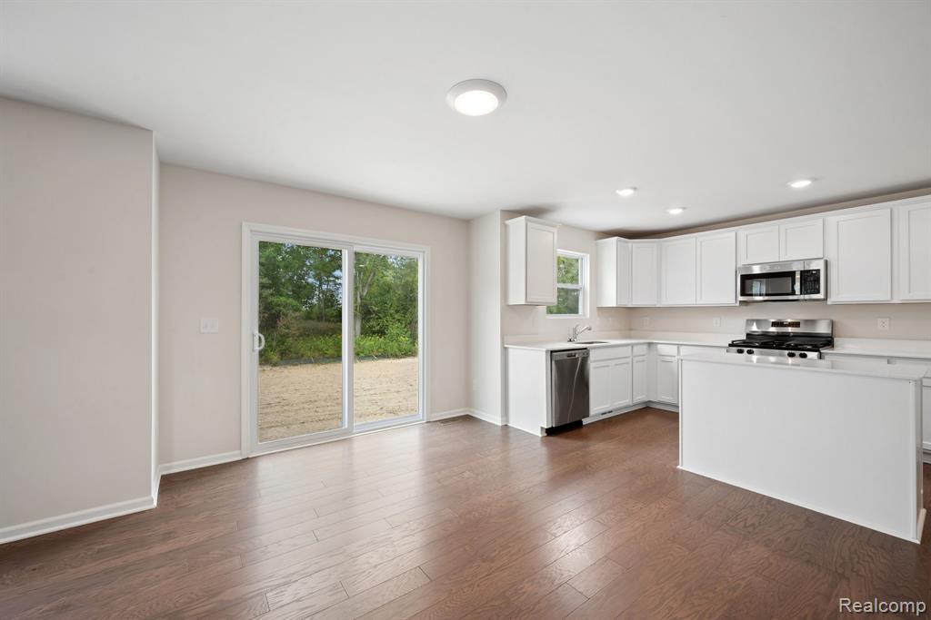 4179 Cedar Lane Property Photo 8