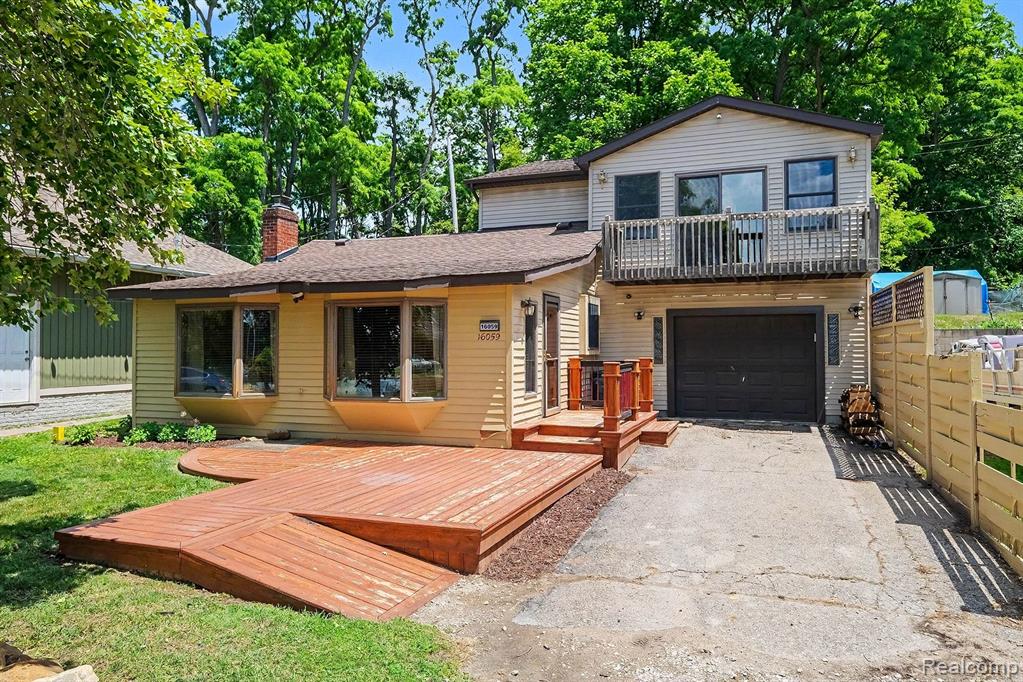 16059 Murray Rd Property Photo 3