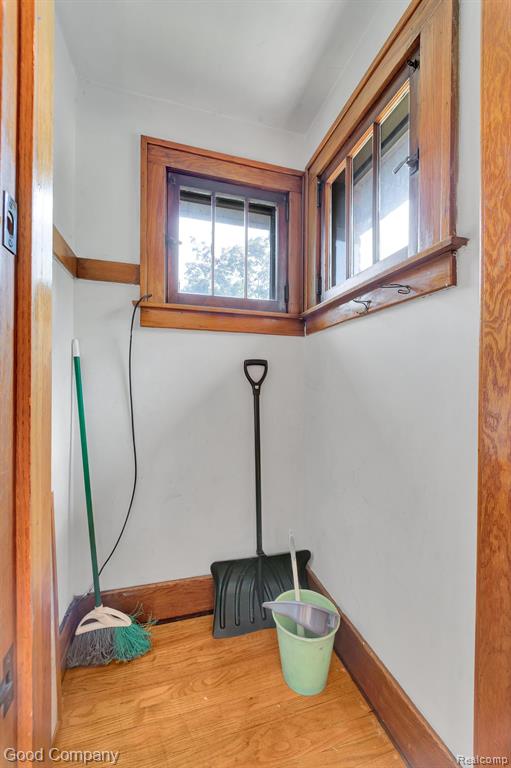 21516 Oxford Avenue Property Photo 23