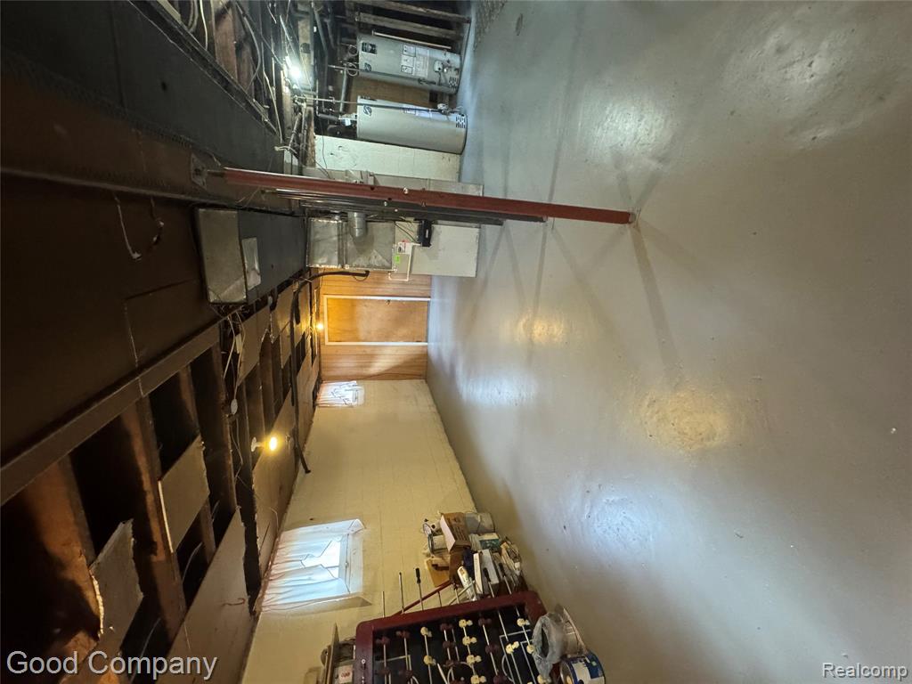 21516 Oxford Avenue Property Photo 33