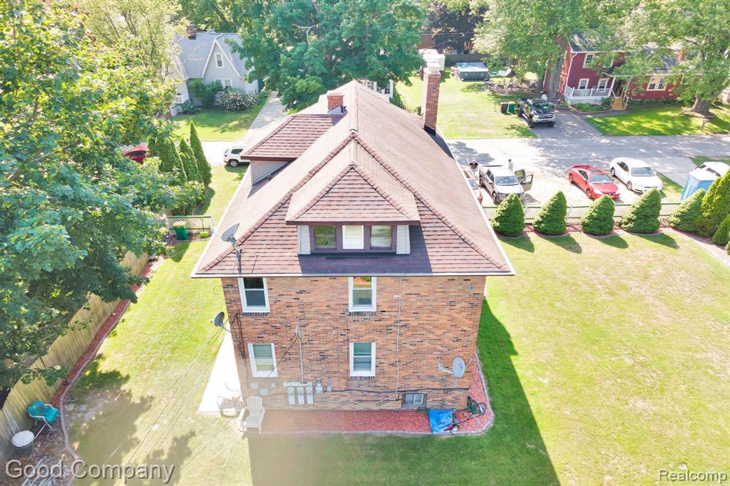 21516 Oxford Avenue Property Photo 39