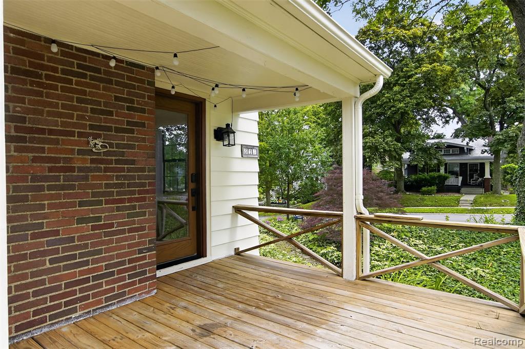 315 Doty Avenue Property Photo 6